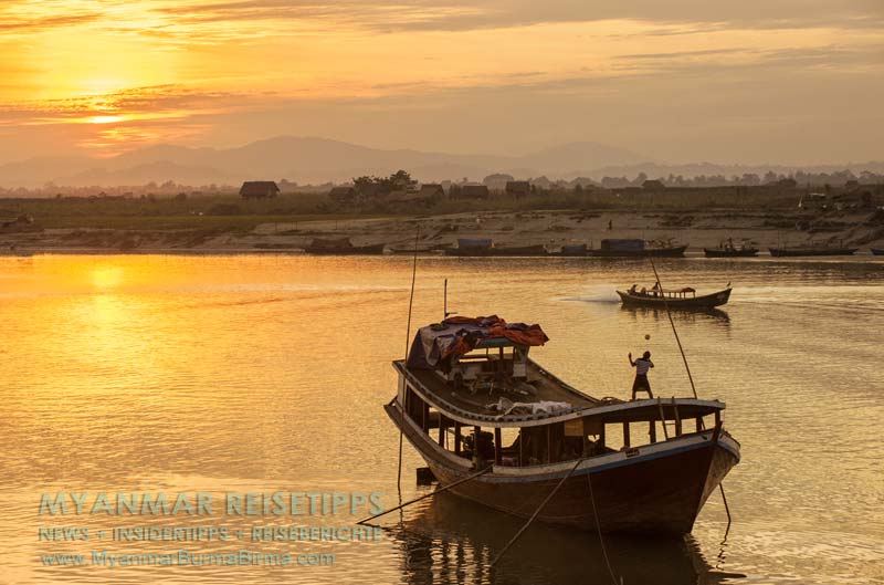 Myanmar Reisetipps | Bhamo | Boot auf dem Ayeyarwady-Fluss