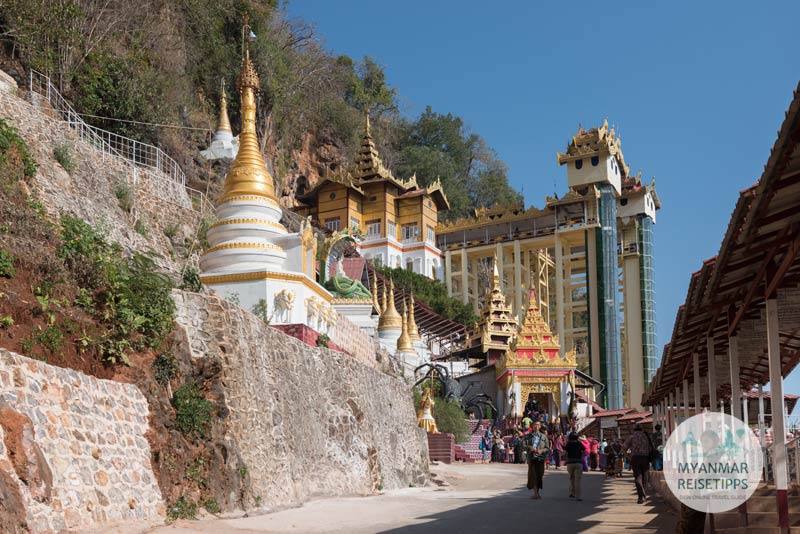 Myanmar Reisetipps | Pindaya | Eingang zur Höhle Shwe U Min
