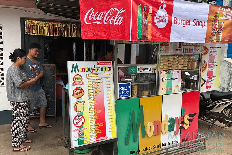 Myanmar Reisetipps | Dawei | Monday's Mini Restaurant mit Burger Shop