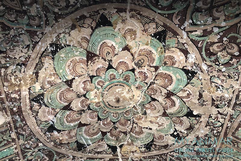 Deckenmalerei in Pakhan Nge in Little Bagan