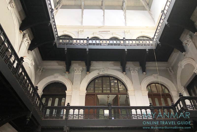 The Secretariat in Yangon: Parlamentsgebäude im Innenbereich nach der Renovierung