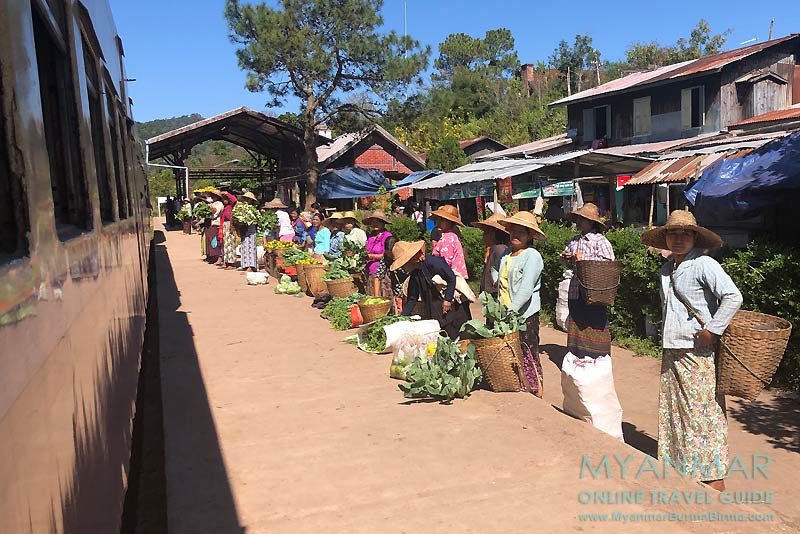 Myanmar Reisetipps | Bahnfahrt von Thazi nach Kalaw: Bahnhof in Myin Daik