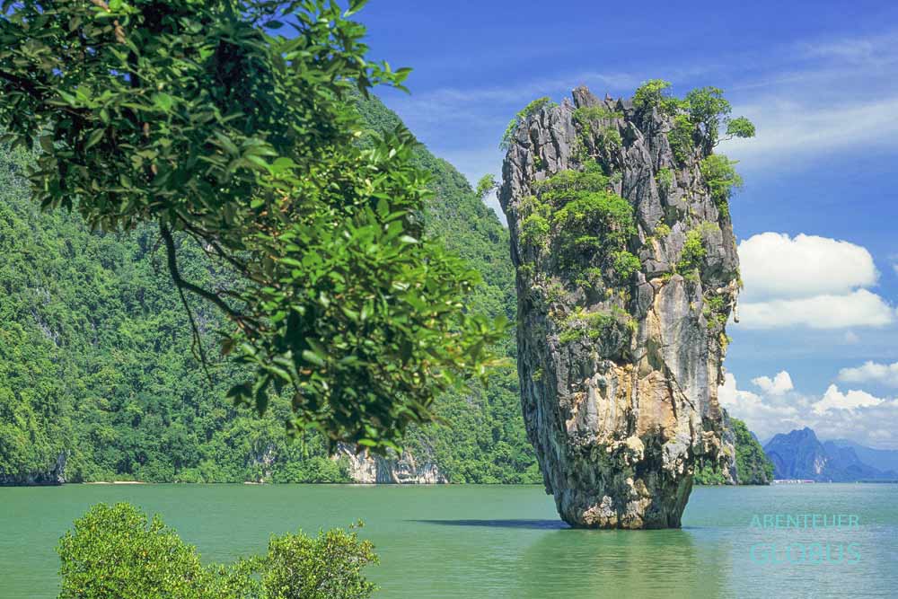 Ausflug von Phuket mit dem Longtailboot zum James Bond Felsen